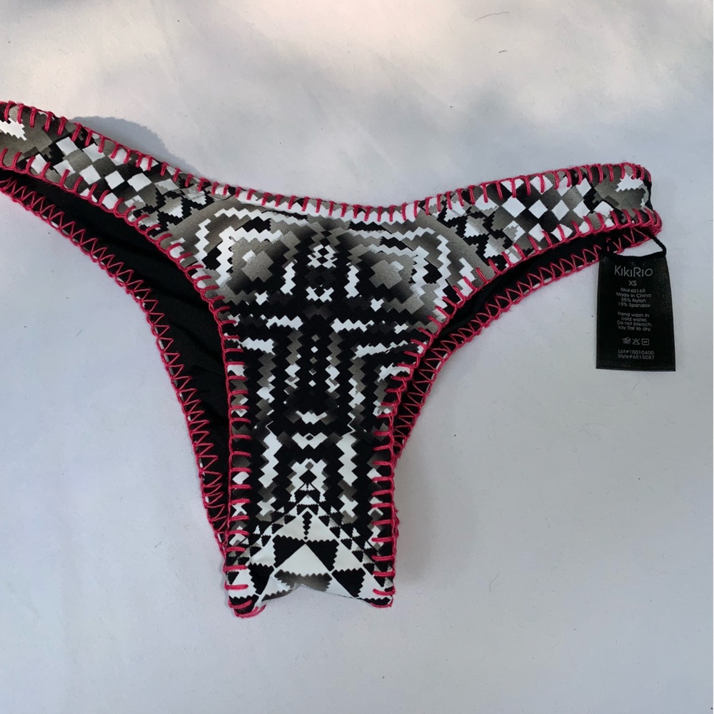 kikirio Black Multi Colored Geometric Cheeky bikini bottom Sz XS NWOT